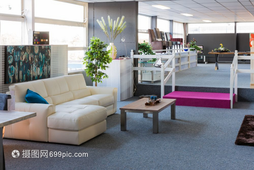 現(xiàn)代家具店露廳